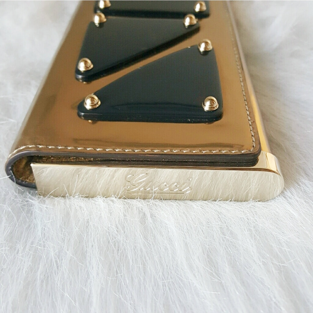 GUCCI PATENT LEATHER CLUTCH